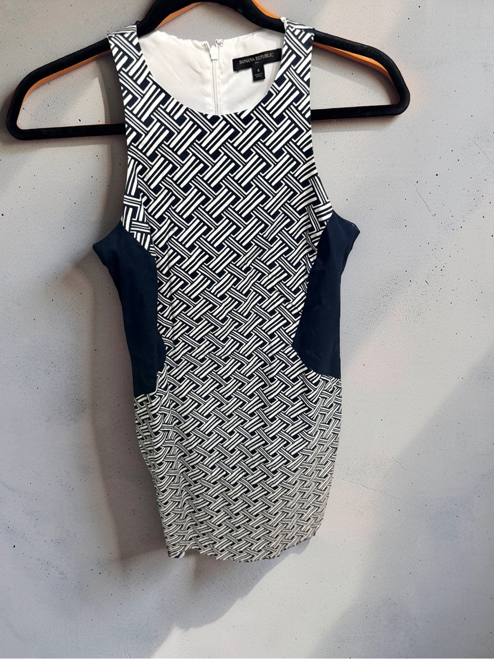 Banana Republic Navy & White Geometric Sheath Dress
